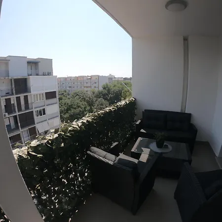 Ena Apartment